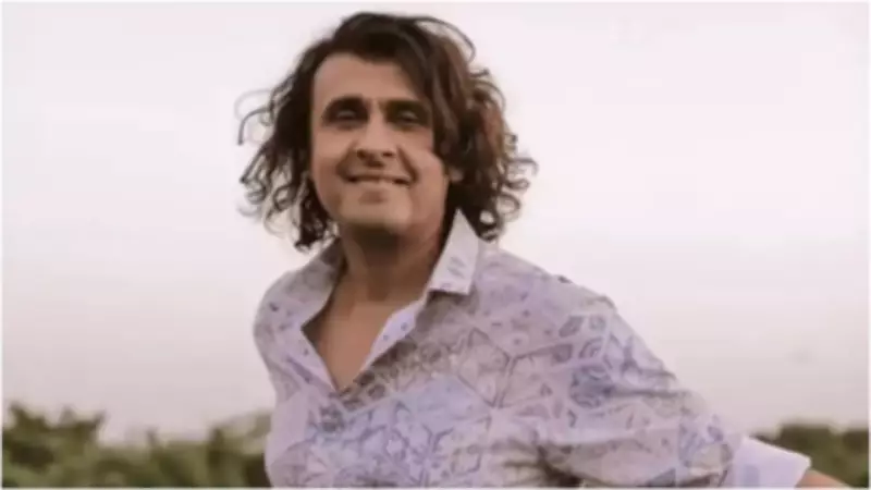 Sonu Nigam Surprises Fans by Singing Along to His Song on Road to Concert