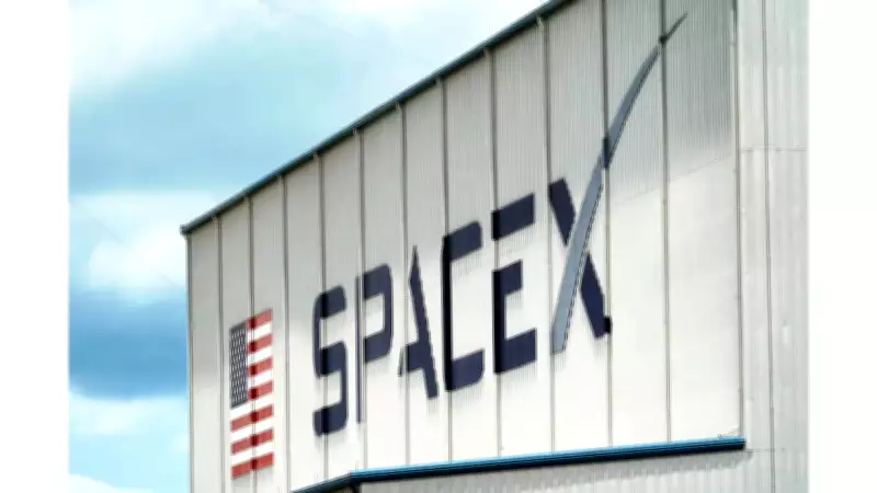 SpaceX Warns of Regulatory Risks from xAI's Grok Chatbot Ahead of IPO