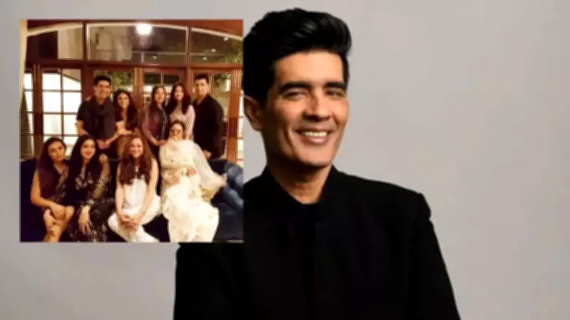 Sridevi's 2017 Birthday Bash: Rare Photo of Bollywood Legends Goes Viral