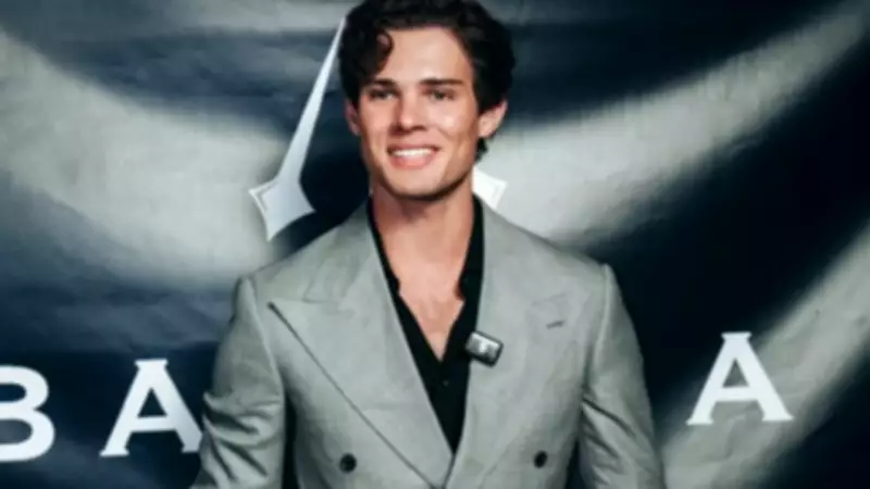 Streamer Clavicular Sparks Online Drama with Intimate Club Moment During Live Broadcast