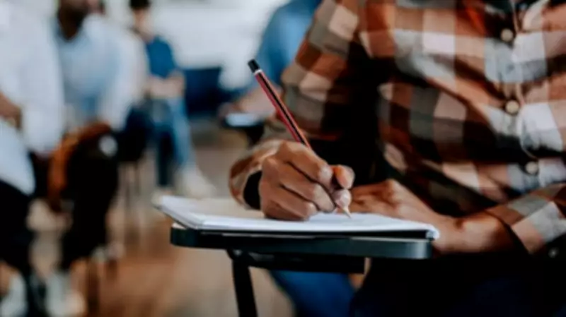 Supreme Court Directs RPSC to Permit Single Aspirant for Exam Instead of 713