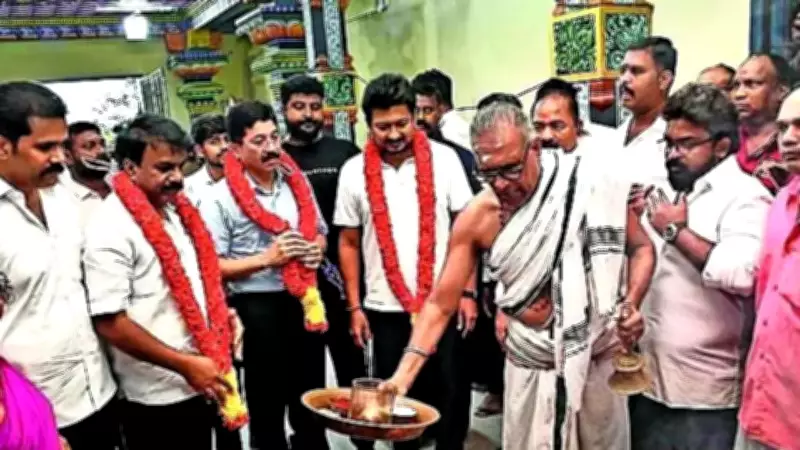 Tamil Nadu Election Campaigns Cross Religious and Caste Lines for Votes