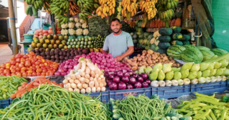 Teacher and Vendor's Initiative Provides Daily Fresh Vegetables to Six Karnataka Schools