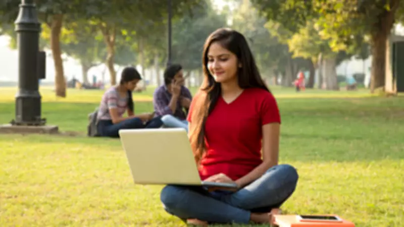 Teens Turn to Peers First: The Quiet Shift in Parent-Child Communication