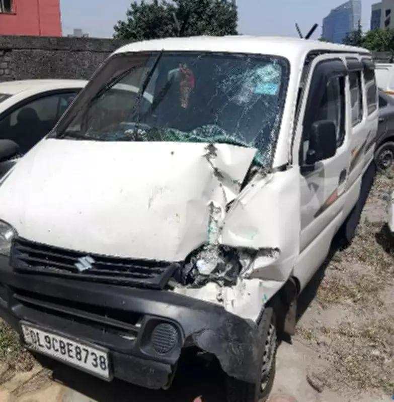 Tempo Driver Dies After Hit by Speeding Van in Noida