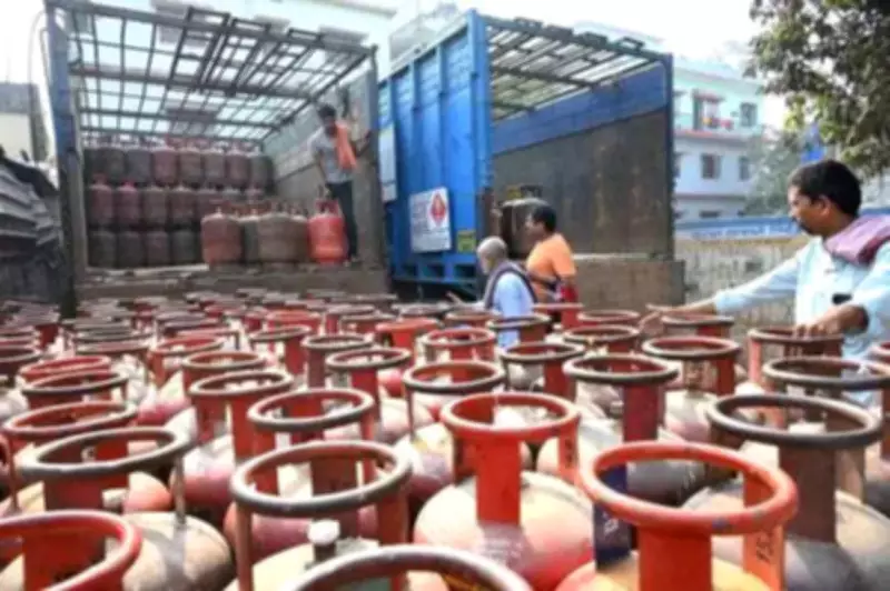 Thane Pizza Outlet Manager Held in Illegal Gas Cylinder Racket Bust