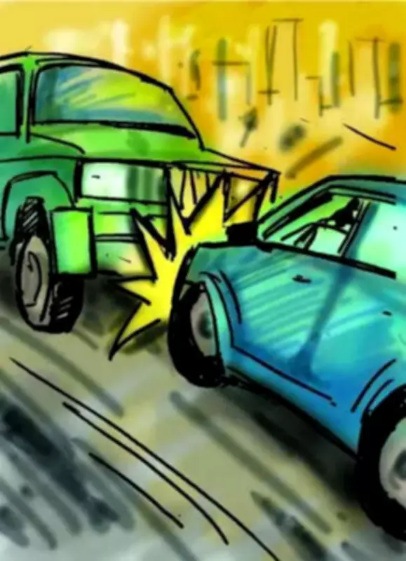 Three Injured as Electric Car Crashes into Auto, Bikes in Pune