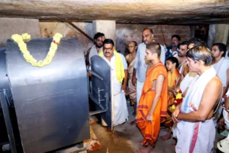 Udupi Sri Krishna Mutt Builds Rs 60 Lakh Biogas Plant Amid LPG Shortage