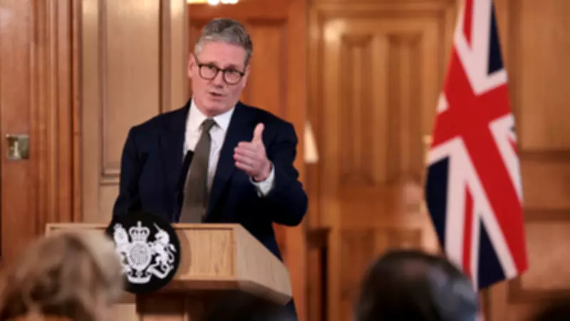 UK PM Keir Starmer Demands Social Media Giants Remove Addictive Scrolling Features