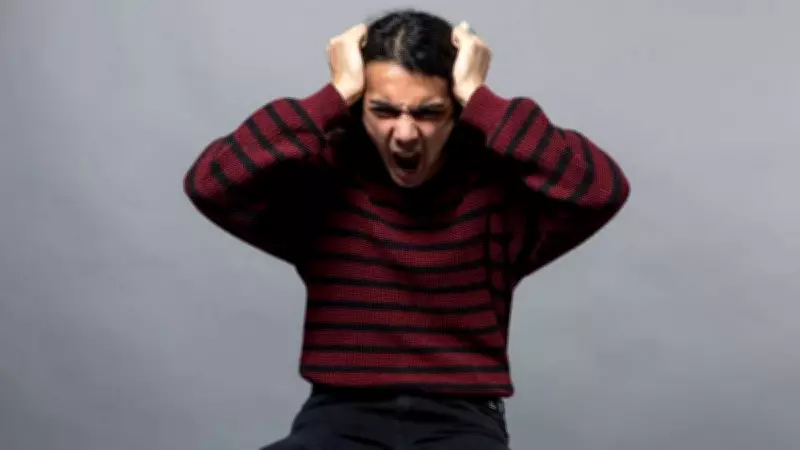 Understanding Panic Attacks: Symptoms, Feelings, and Expert Medical Explanation