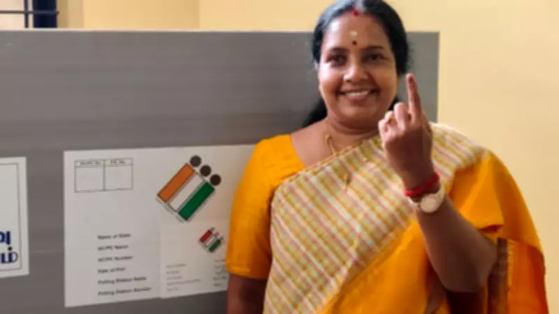 Vanathi Srinivasan Urges Youth to See Politics Beyond Social Media