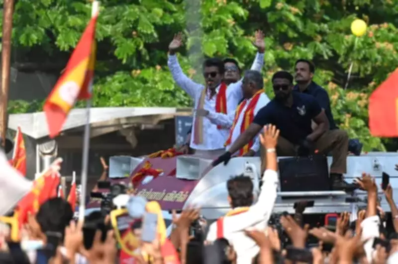 Vijay's Campaign Caravan Ignites Frenzy in Chennai as Supporters Brave Heat