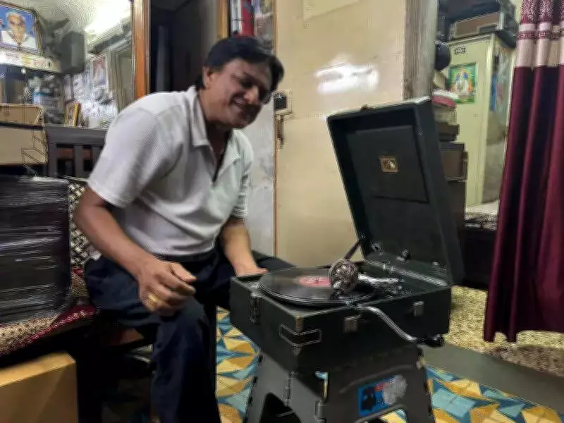 Vinyl Revival: Ahmedabad's Gramophone Shops See Youth Flocking for Analog Music