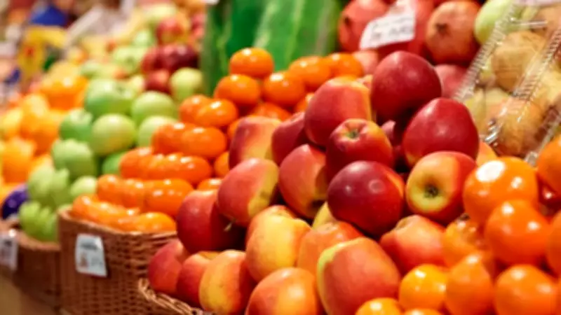 West Asia Tensions Disrupt Supply, Sending Orange and Apple Prices Soaring in Chennai