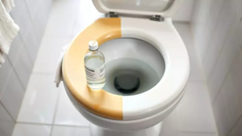 Why Toilet Seats Turn Yellow and How Hydrogen Peroxide Fixes It