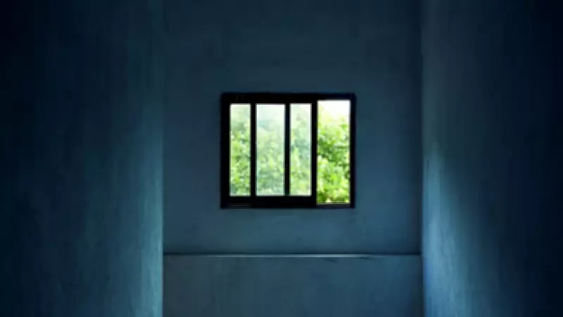 Word of the Day: April 24 – Immure Meaning and Usage