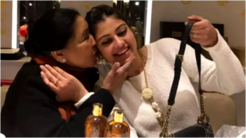 Zanai Bhosle Shares Heartwarming Photo with Late Grandmother Asha Bhosle