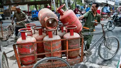 Commercial LPG Cylinder Prices Surge by Rs 195.5 Amid West Asia Conflict