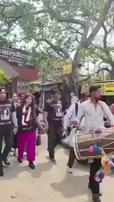 Father Celebrates Daughter's Divorce in Heartwarming Viral Video