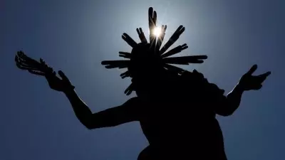 Global Photo Roundup: Conflict, Culture, and Conservation on April 6, 2026