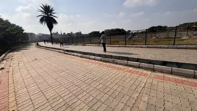 Half of Bengaluru's Srigandakaval Lake Being Concretised, Raises Concerns