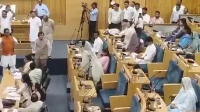 Indore BJP Leaders Demand Congress Councillor Sing Vande Mataram, She Walks Out