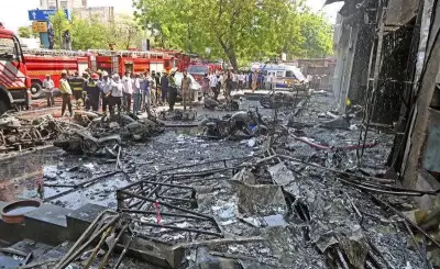 Massive Fire Breaks Out at Ahmedabad Commercial Complex, 20 Vehicles Gutted