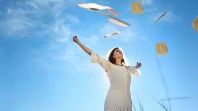 May 2026 UK Guide: Bank Holidays, Events & Travel Tips