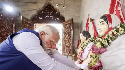 Modi Offers Prayers at Matua Sect Shrine in West Bengal