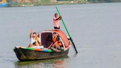 PM Modi Enjoys Hooghly River Views and Jhalmuri in Bengal
