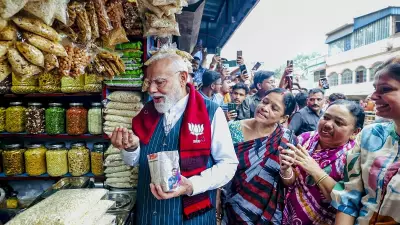 PM Modi's Jhalmuri Snack Sparks Social Media Frenzy and Record Google Searches