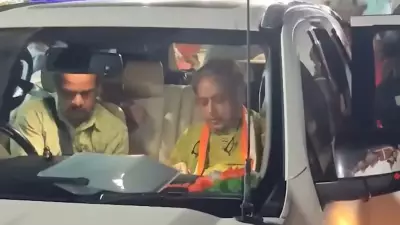 Shashi Tharoor's Election Convoy Attacked in Kerala, Five Booked by Police