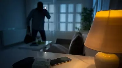 Six-Member Gang Assaults and Robs Three Students in Bengaluru's Konanakunte