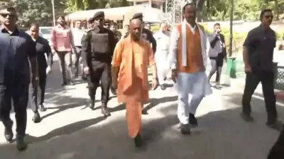 UP CM Yogi Adityanath Leads Protest March After Women's Reservation Bill Fails in Lok Sabha
