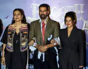 Akshay Kumar Pranks Wamiqa Gabbi in Viral 'Bhooth Bangla' BTS Video