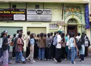 BHU's Applied Arts Department Hosts 'TypoPicnic' Street Typography Workshop in Varanasi