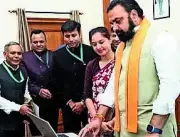 Bihar CM Samrat Choudhary Launches Self-Enumeration for Census 2027 in Patna