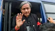 Congress MP Shashi Tharoor's Convoy Attacked in Kerala, One Arrested
