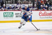 Connor McDavid Avoids Serious Injury in Oilers' 6-4 Loss to Ducks