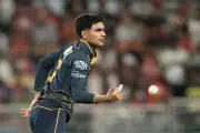 Delhi Capitals Opt to Bowl First as Gujarat Titans Welcome Back Captain Shubman Gill
