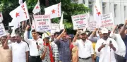 DYFI Protests in Mangaluru Demanding Govt Medical College, Cancellation of Private College Deal