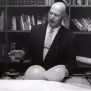 From Oil Residue to Kitchen Icon: The Tupperware Story