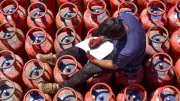 Government Boosts LPG Supply Nationwide, Urges Against Panic Buying Amid Hormuz Concerns