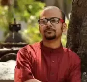 Kolkata Artists Protest Arrest Warrant Against Poet Srijato Bandyopadhyay