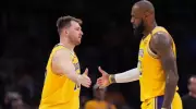 LeBron James' Status Questionable for Lakers' Final Regular Season Game