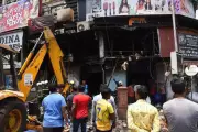 Major Fire at Mumbai's Crawford Market Destroys Three Shops, Suspected Short Circuit Blamed