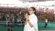 Mamata Banerjee Urges People to Defend Bengal’s Identity After Phase 1 Polling