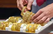 Masked Motorcycle Gang Loots Rs 9.5 Lakh Jewellery from Gold Trader in Dumka