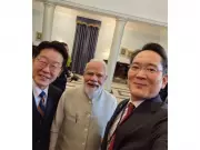 Samsung Chairman Lee Jae-yong's Selfie Diplomacy with PM Modi Highlights Made in India Flip7