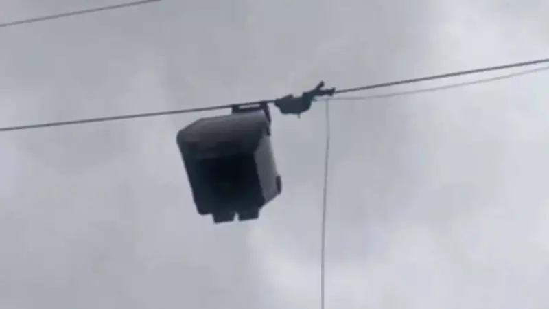 300 Tourists Evacuated from Stranded Gulmarg Cable Car in Joint Operation